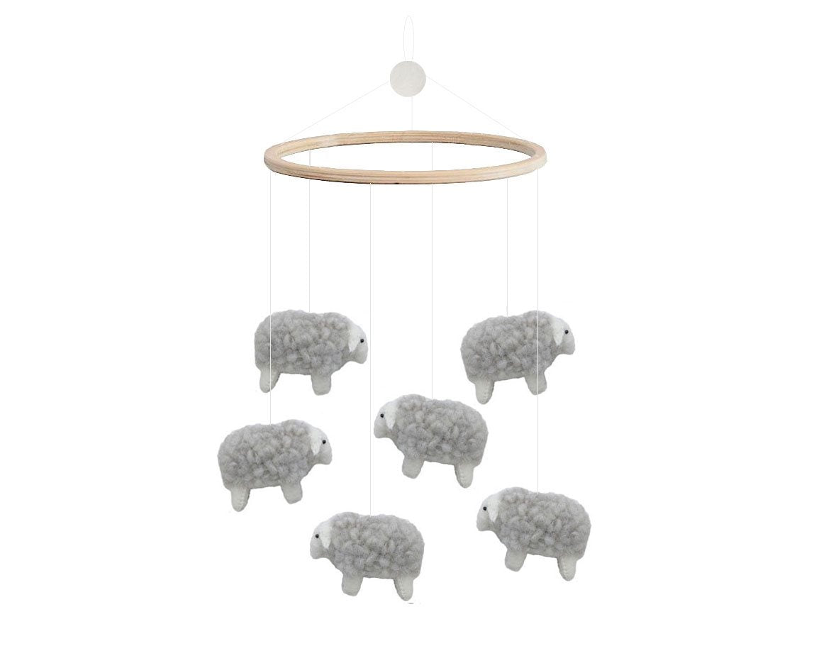 Gamcha uro med får fra Luxbaby.dk — blød babyuro som barselsgave