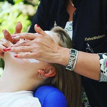 Wellnessophold hos Zahra Wellness fra GO DREAM — julegave til svigerforældre